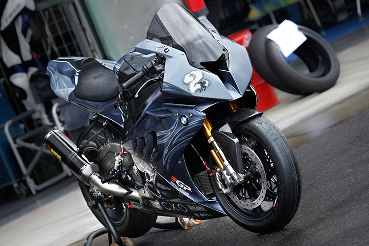 Sieu moto BMW S1000RR phien ban Racing 